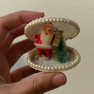 VTG MCM Santa Claus Bottle Brush Tree Clam Shell Diorama Christmas Ornament